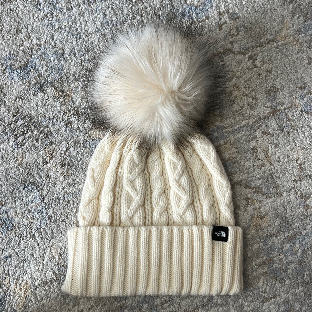 North Face Pom Pom Hat